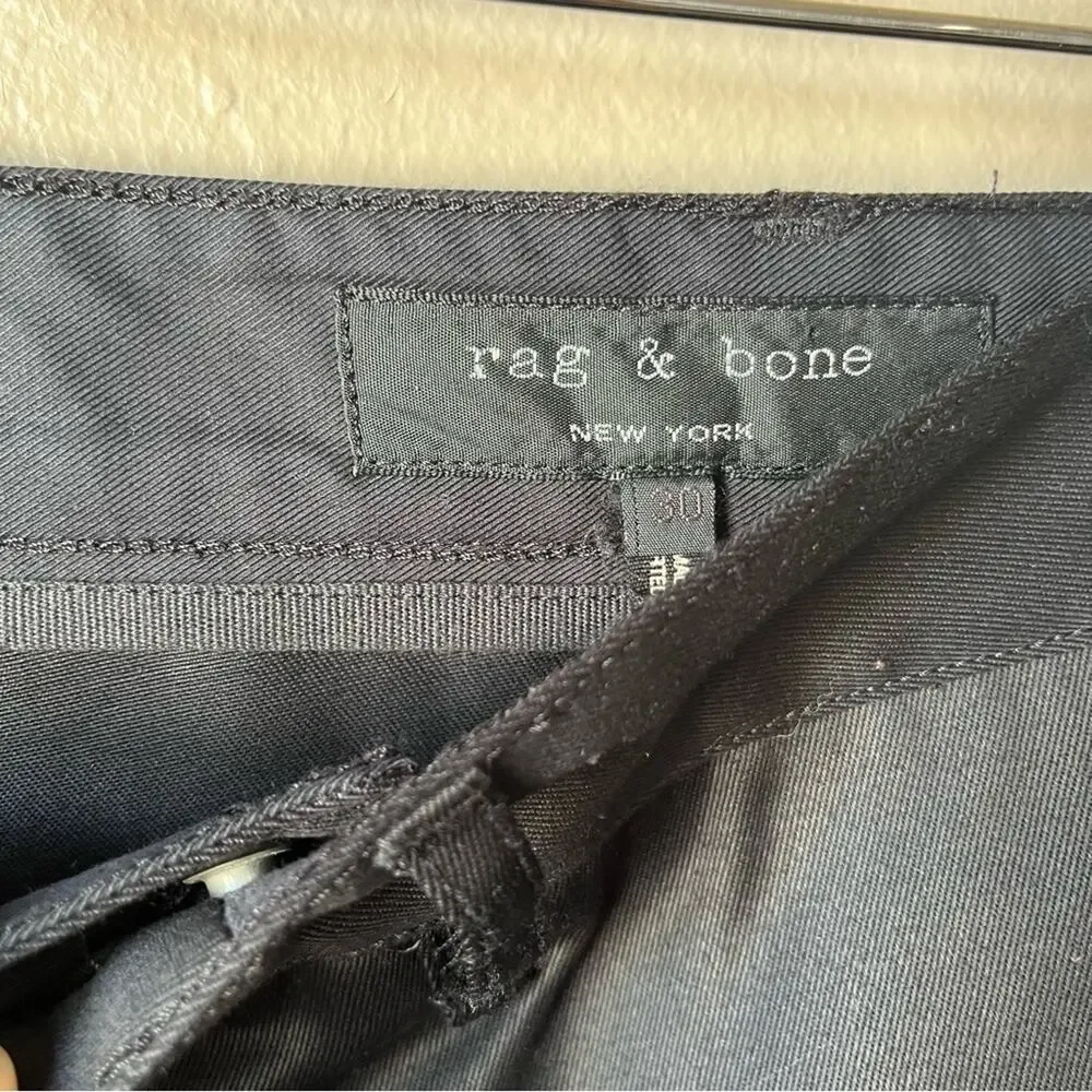 Rag & Bone men's Action loopback black Chinos Men's Size 30